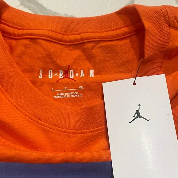 Men’s‎ Nike Orange Air Jordan Graphic T-Shirt - Size Small - Picture 2 of 2